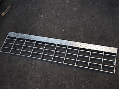 楼梯踏步板 - 河北拓永金属丝网制品有限公司图片5