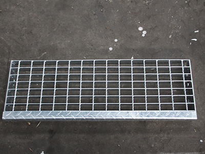 楼梯踏步板 - 河北拓永金属丝网制品有限公司图片7