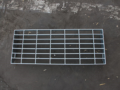 楼梯踏步板 - 河北拓永金属丝网制品有限公司图片4